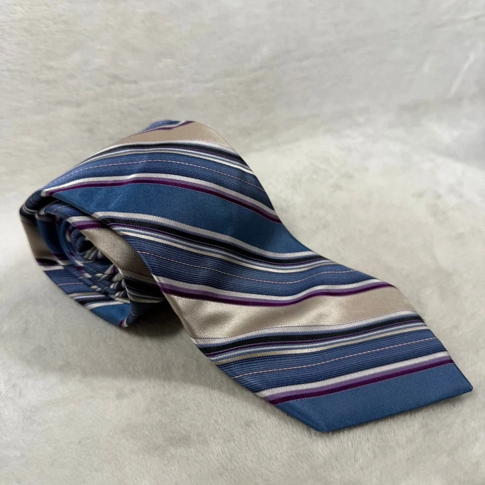 Croft & Barrow Mens Silk Necktie Blue Purple Silver Striped Hand Made 3.5 Inch